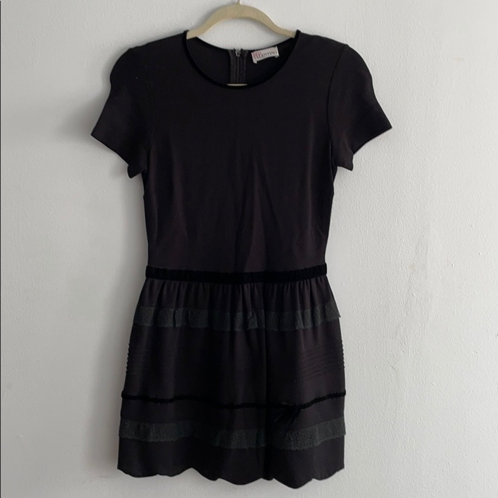 Valentino red black cotton ruffles lace dress